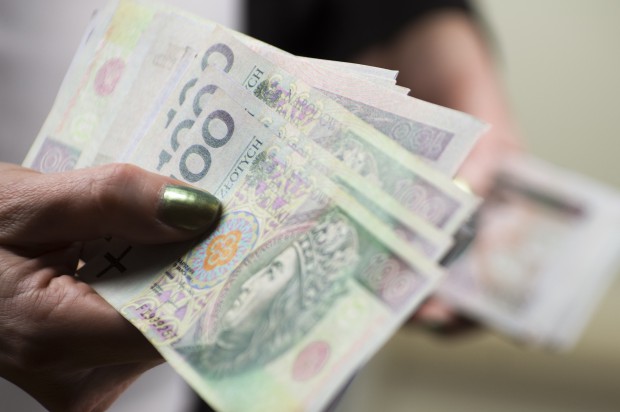 Zmiany cen usług stomatologicznych w lutym 2014 r. na poziomie stycznia 2014 r. (foto: Fotolia) Zmiany cen usług stomatologicznych w lutym 2014 r. na poziomie stycznia 2014 r.