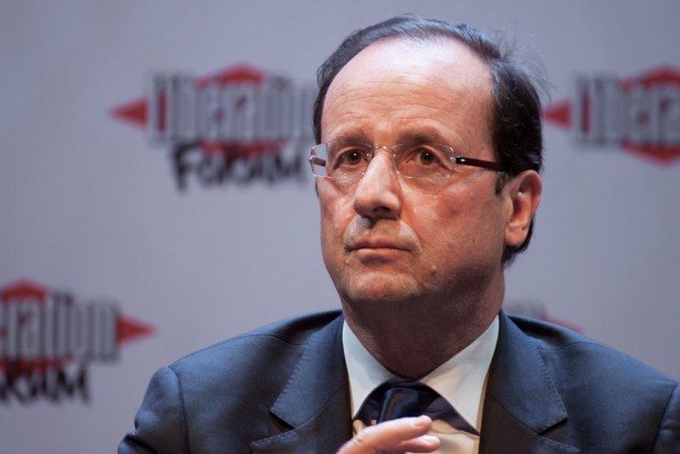 Na zdjęciu François Hollande - prezydent Francji (fot. fr.wikipedia.org) Francuska polityka z bezzębiem w tle
