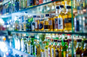 Alkohol a choroby przyzębia (foto: pixabay) Alkohol wzmaga choroby przyzębia