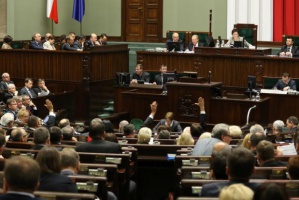 Interpelacja poselska w sprawie opodatkowania nieodpłatnych szkoleń dla lekarzy i lekarzy dentystów (foto: archiwum) Nieodpłatne szkolenia dla lekarzy i lekarzy dentystów – zwolnić z podatku dochodowego!