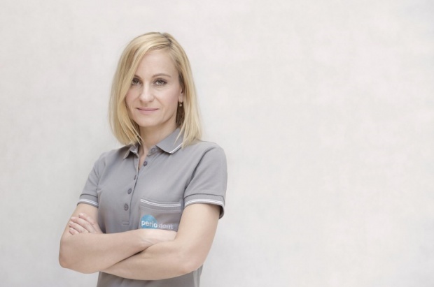 lek. dent. Monika Stachowicz z Centrum Leczenia i Profilaktyki Paradontozy Periodent w Warszawie Dentysto, powiedz pacjentom co wiesz o uśmiechu