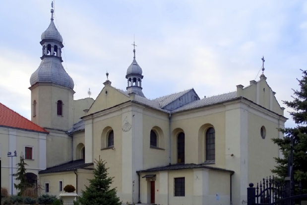 Wieruszów, kościół św. Ducha Wieruszów wśród gmin, które chcą zapobiegać próchnicy zębów u dzieci