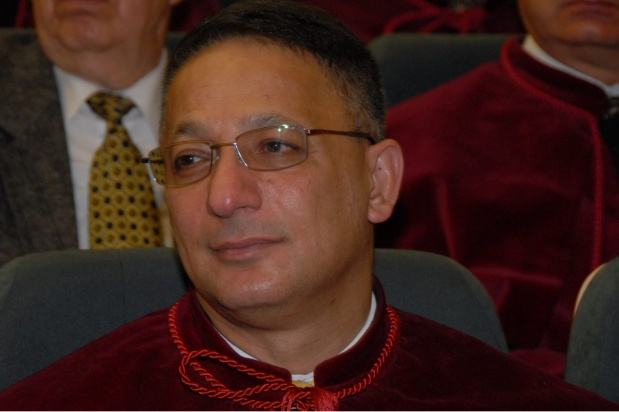 Prof. Mansur Rahnama (foto: archiwum) Prof. Mansur Rahnama wybrany na członka Centralnej Komisji do Spraw Stopni i Tytułów