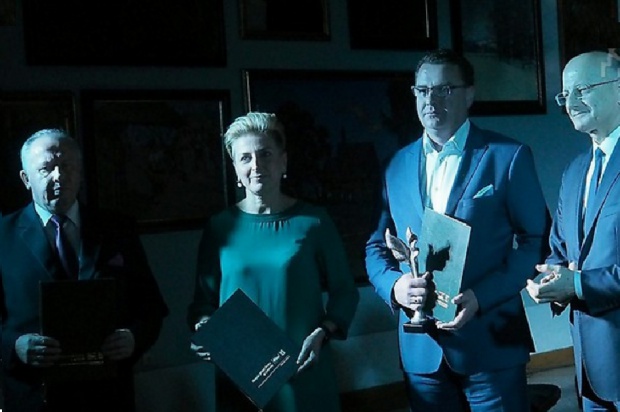 Wyróżnienie w konkursie „Pracodawca Roku 2015” dla UM w Lublinie Uniwersytet Medyczny w Lublinie: „Pracodawca Roku 2015”