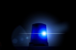 Odmowa wydania dokumentacji medycznej sądowi grozi wizytą policji (fot. pixabay) Sąd żąda wydania dokumentacji medycznej, czy dentysta może odmówić?