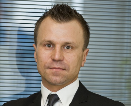 Tomasz Tchorowski: Credit Agricole spogląda w stronę dentystów Tomasz Tchorowski: Credit Agricole spogląda w stronę dentystów