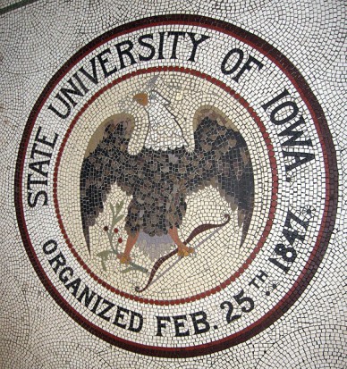 University_of_Iowa uczelnia Hal Picketta (źródło: Wikipedia)
