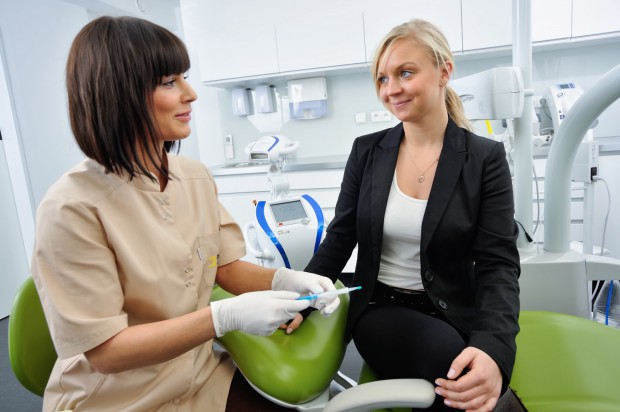 Katowice: Rusza akcja profilaktyczna dla kobiet w ciąży (fot. Dentim clinic) Katowice: Rusza akcja profilaktyczna dla kobiet w ciąży (fot. Dentim clinic)