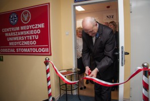 Przecięto wstęgę na Oddziale Stomatologii CM WUM