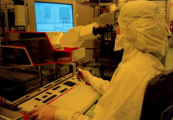 Czy naukowcy z branży stomatologicznej skorzystają z 240 mln zł? (foto: sxc.hu) Czy naukowcy z branży stomatologicznej skorzystają z 240 mln zł? (foto: sxc.hu)