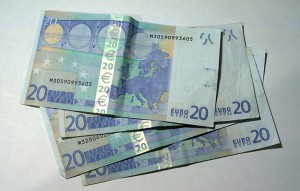 Ceny usług stomatologicznych w UE przyspieszają (nieznacznie)