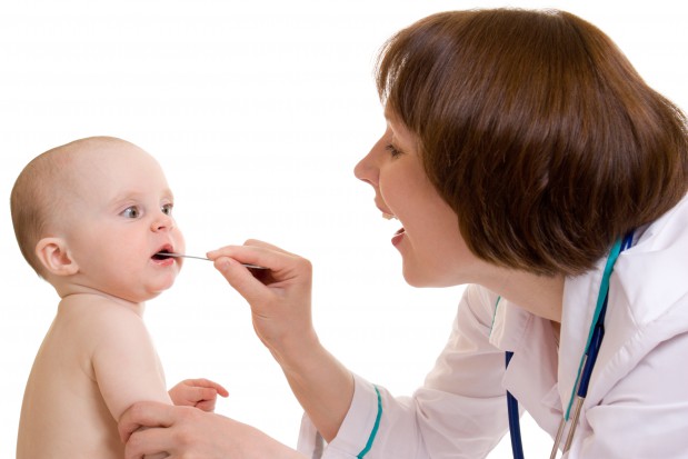 Szczoteczka dla niemowląt od Brush-Baby (fot. Fotolia) Szczoteczka dla niemowląt od Brush-Baby (fot. Fotolia)