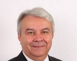 Prof. Henryk Mruk: formy komunikacji w gabinecie na ty czy per pan?