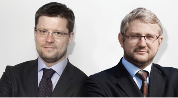 Marcin Giedroyć, prezes InfoScope (z lewej), Wojciech Marzec, wiceprezes InfoScope Zarządzanie danymi - wiedza, która pozwala oszczędzać