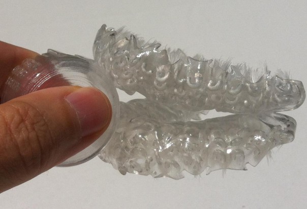 Wydrukowali szczoteczkę 3D. Czyści zęby w 6 sekund