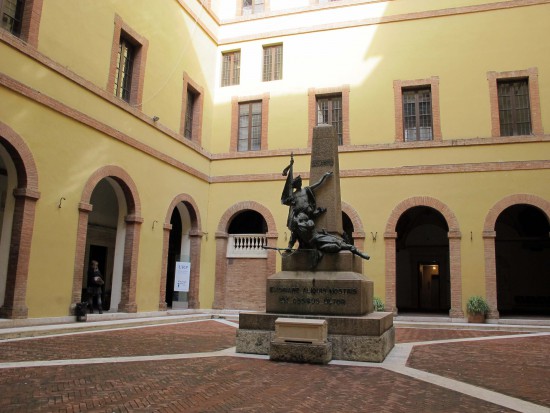 Siena zaprasza dentystów na ekskluzywne studiowanie (źródło: Wikipedia) Siena zaprasza dentystów na ekskluzywne studiowanie