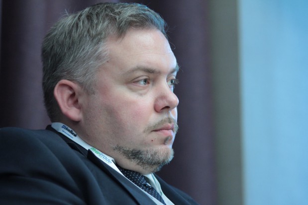 Marcin Pakulski p.o. prezesa NFZ (foto: Fotolia/PTWP) Uczestnik wielu spotkań z lekarzami dentystami na czele NFZ?