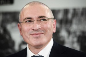Jak dentysta uratował w więzieniu zranioną twarz Chodorkowskiemu