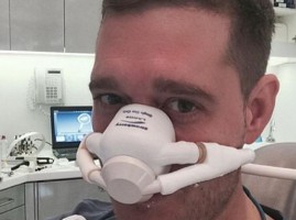 Jak Michael Buble stracił ząb podczas koncertu
