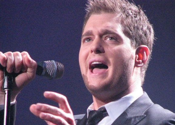 Michael Buble ma problemy z zębami (źródło: Wikipedia) Michael Buble, ketchup i jego zęby