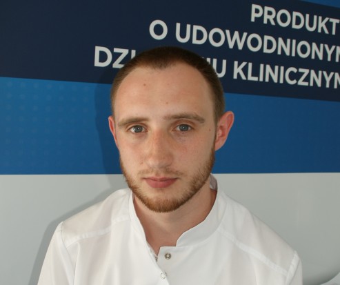 Mariusz Jasiński, dypl. higienista, członek zespołu Mobilnego Centrum Dentystycznego (foto: archiwum) Mobilne Centra Dentystyczne wciąż w trasie