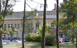Potrzebne unit i materiały stomatologiczne