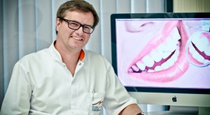 Dr n. med. Mariusz Duda: we współczenej implantologii liczy się dobrej jakości fotografia