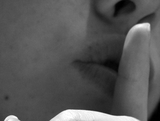 Przed niepotrzebnymi problemami lepiej zabezpieczyć się pisemnie (fot. sxc.hu) Komunikat dla mediów, tylko w przypadku pisemnej zgody pacjenta