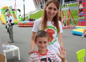 Fundacja Wiewiórki Julii zbada zęby dzieci na Stadionie Narodowym
