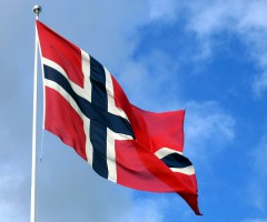 Skandal: liderka ruchu zawodowego Norwegii leczy zęby na Węgrzech