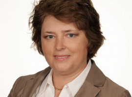 Dr hab. Katarzyna Grocholewicz: w implantologii wiedza z kursów może być jedynie uzupełnieniem specjalizacji