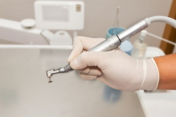 Dent-a-Medical rozwija działalność (foto: freedigitalphotos) Dent-a-Medical: usługi stomatologiczne w oparciu o 100 tys. voucherów