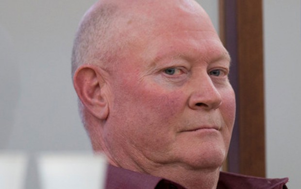 Philip Lyle Hansen w oczekiwaniu na wyrok (fot. za mediami NZ) Wyrywał zęby kombinerkami podczas seksu