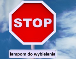 Dentyści! Powstrzymajcie się przed używaniem lamp wybielających