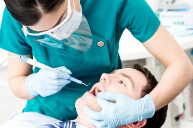 ERO FDI o praktyce dentystycznej (foto: freedigitalphotos) Praktyka dentystyczna. Praca na swoim - passe?