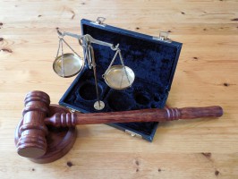 NFZ raportuje: nie było takich usług stomatologicznych (foto: pixabay) Poszkodowani prokuratorzy nie mogą oskarżać w sprawie usług stomatologicznych