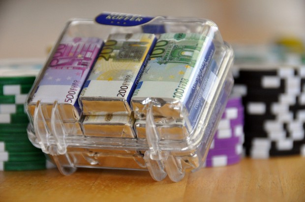 Unijne pieniądze dla właścicieli gabinetów dentystycznych (foto: pixabay) Od września ruszają nabory wniosków o dotacje na gabinety stomatologiczne