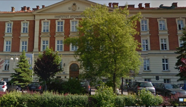 Instytut Stomatologii w Krakowie (źródło: Google maps) UKS w Krakowie z zarzutem o błąd w sztuce