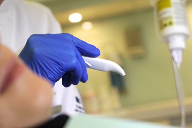 NFZ aneksuje umowy (foto: pixabay) NFZ podsyła dentystom aneksy