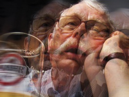 Dentysta nietrzeźwy (foto: freeimages) Aktu oskarżenia przeciwko dentyście, leczącemu w stanie nietrzeźwości, nie będzie