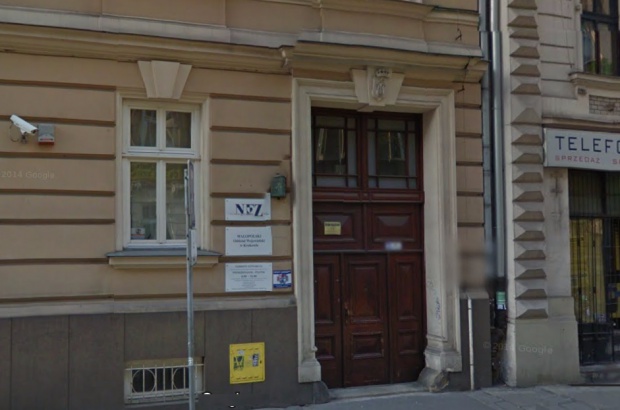 NFZ Kraków przy Batorego (źródło google maps) Stomatologia dziecięca: jak to się robi w Małopolsce
