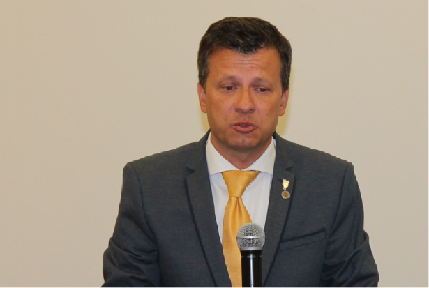 Marek Michalak Rzecznik Praw Dziecka (foto: infoDENT24.pl) RPD: konieczne modyfikacje w zasadach funkcjonowania szkolnych gabinetów stomatologicznych