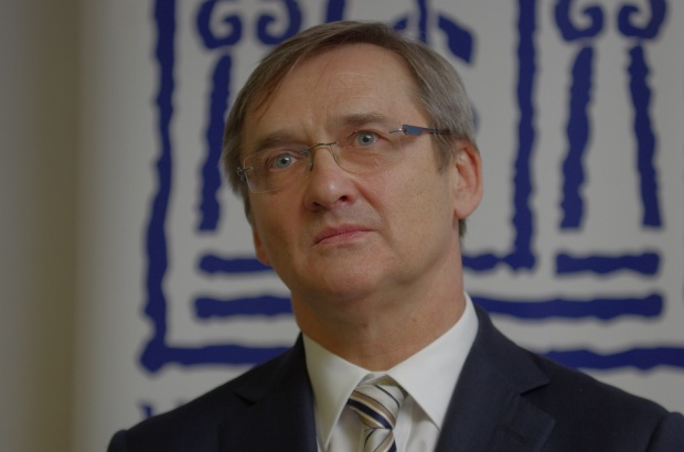 Maciej Hamankiewicz, prezes NRL (foto: Fotolia/PTWP) Autonomia dentystów. Czy pojawia się poważny problem w samorządzie lekarzy i lekarzy dentystów?