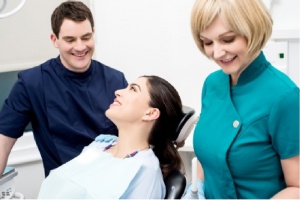 Restrykcje w zatrudnianiu przez lekarza dentystę (foto: freedigitalphotos) Dlaczego stomatolog nie może pracować w praktyce zawodowej lekarza dentysty