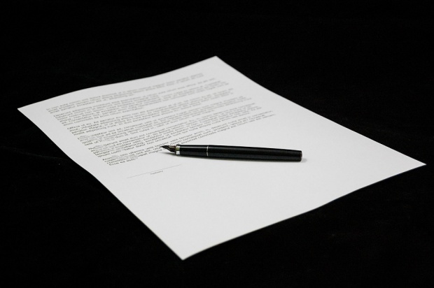 Węzeł gordyjski z dokumentacją medyczną w tle (foto: pixabay) RPP twardo przy swoim: pacjent ma prawo żądać dokumentacji medycznej