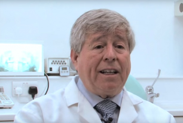 Dr Mervyn Druian o szczoteczkach do zębów Pięć przykazań dentysty celebryty w kwestii przechowywania szczoteczek do zębów