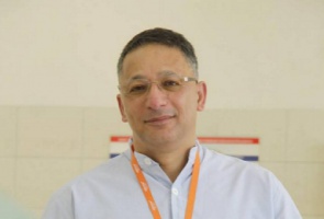 Prof. zw. dr hab. n. med. Mansur Rahnama, konsultant krajowy z zakresu chirurgii stomatologicznej Informacja dla osób odbywających szkolenie specjalizacyjne z chirurgii stomatologicznej starym trybem