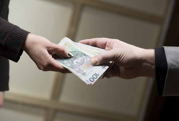 185 tys. zł na gabinety dentystyczne w wałbrzyskich szkołach (foto: Fotolia/PTWP) NFZ daje pieniądze na stomatologiczne gabinety szkolne w Wałbrzychu