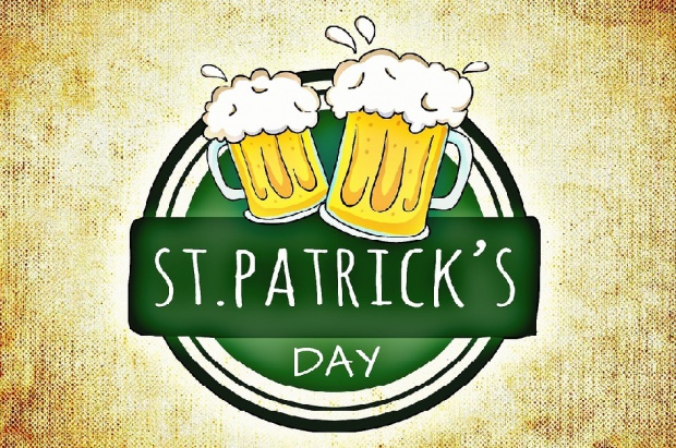 Zapracowany dentysta w dzień św. Patryka (foto: pixabay) St. Patrick's Day - dniem amerykańskiego dentysty