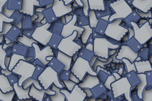 Facebook prawdę o dentyście powie (fot. pixabay) Co mówią o dentystach internauci?